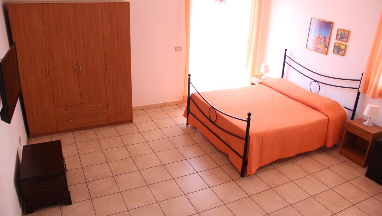Fragolina B&B Furci Siculo Exterior photo