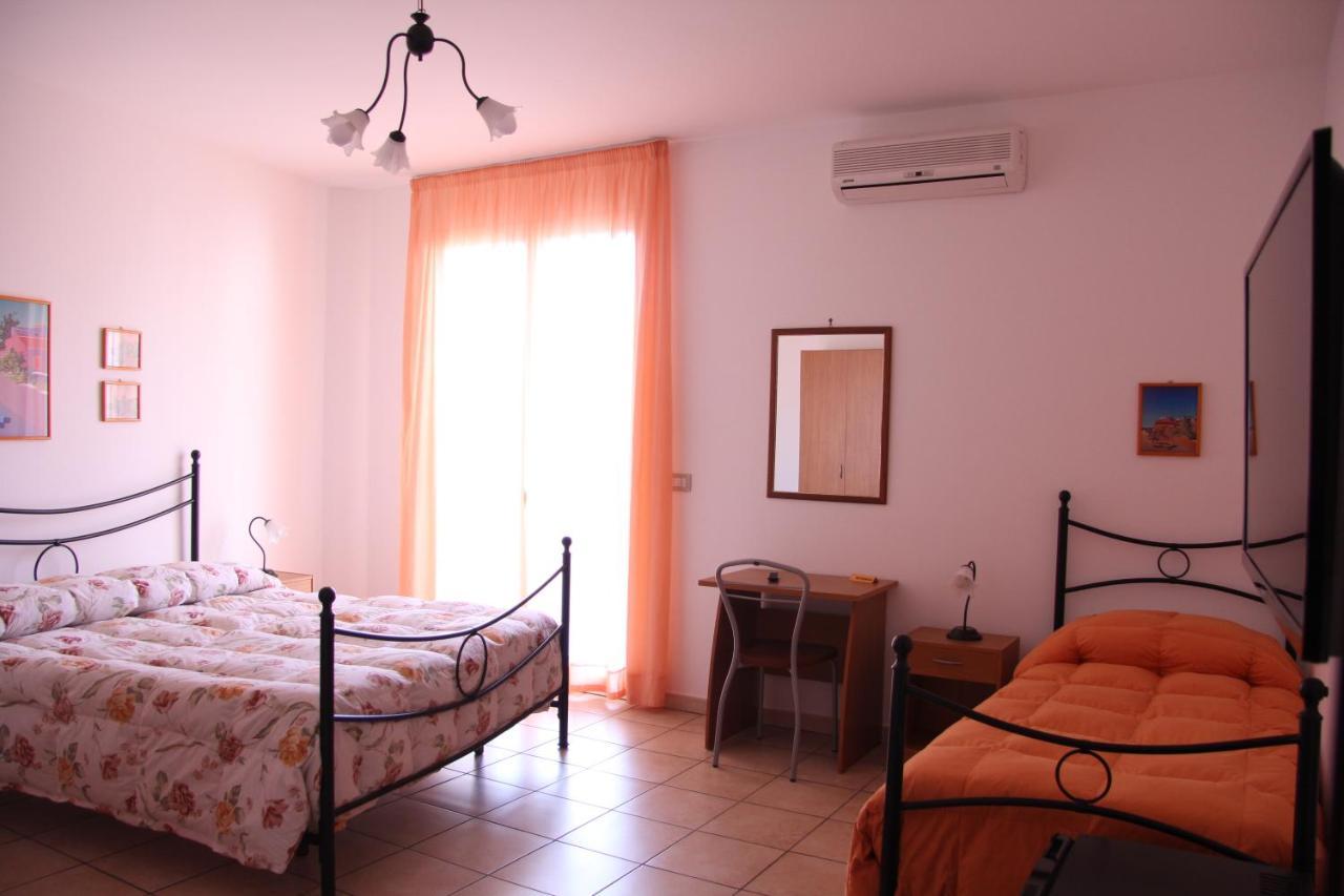 Fragolina B&B Furci Siculo Exterior photo